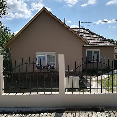 Vivien Apartman Fonyód Exterior foto